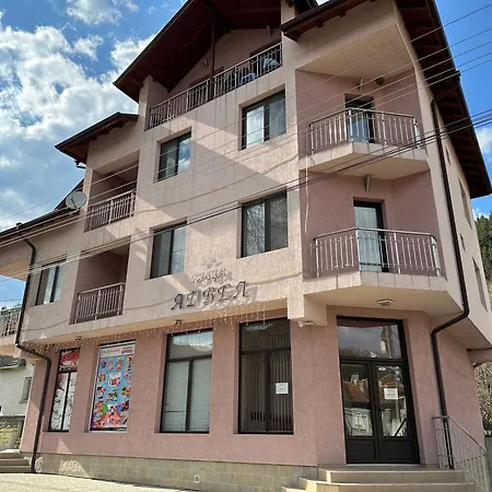 Advel Konukevi 3*