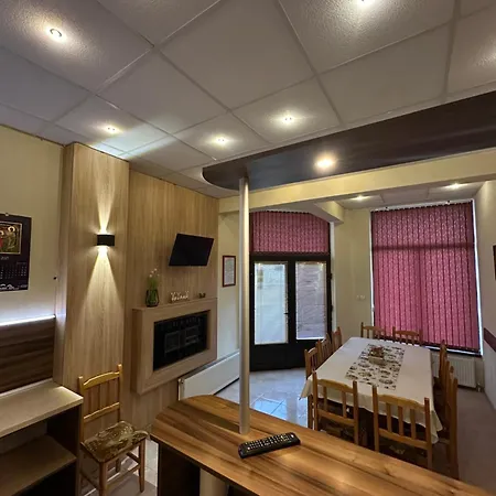 Penzion Advel Madzhare